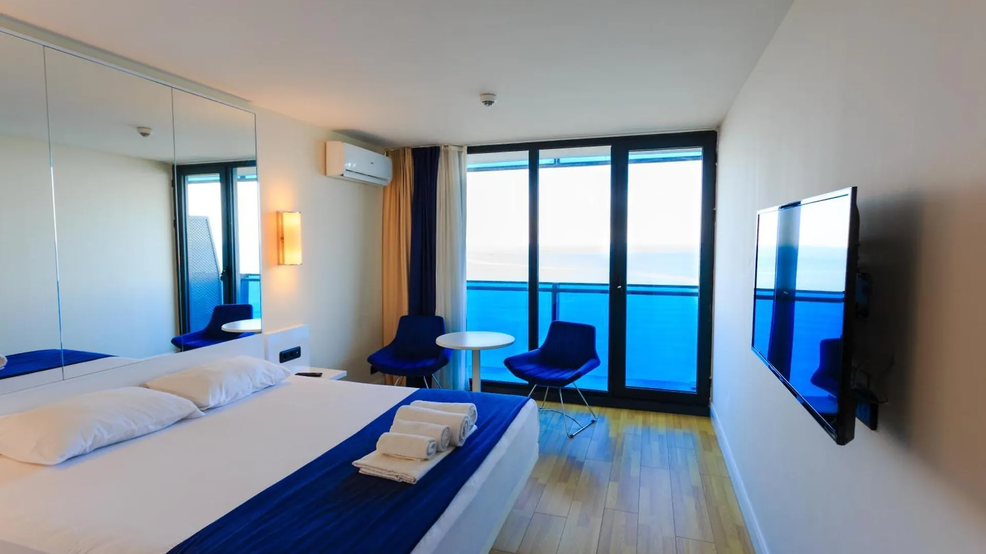 ***** アパート Orbi City Panorama Aparthotel バトゥーミ グルジア