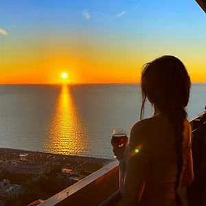 Апартаменты Orbi Black Sea View